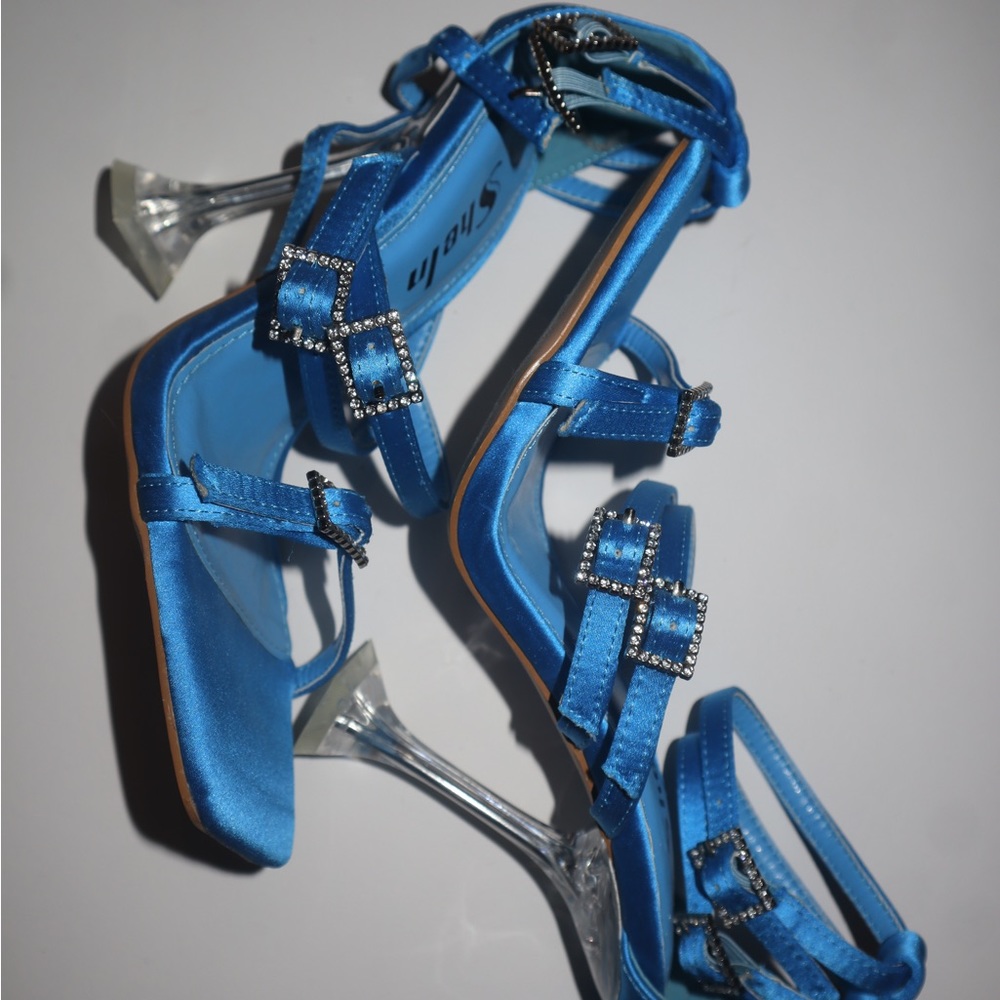 Sparkly belt blue heels sz 6